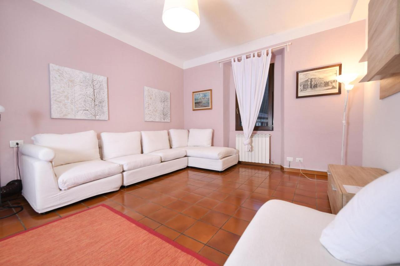 Villa Pinetina B&B Lasnigo Kültér fotó