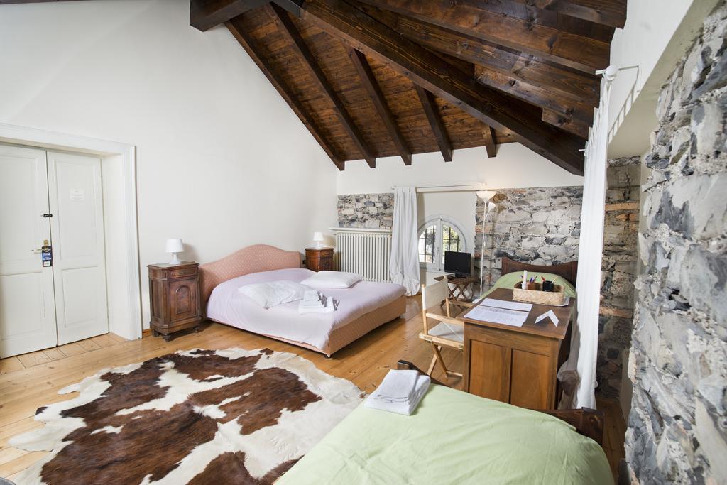 Villa Pinetina B&B Lasnigo Kültér fotó